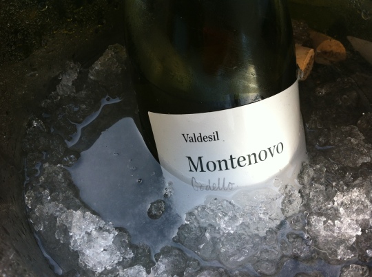 La botella de Montenovo, en remojo, en Güeyu Mar (foto: Cuchillo)