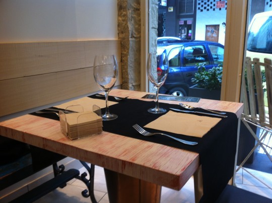 Así visten las mesas en Ur Taberna (foto: Cuchillo)