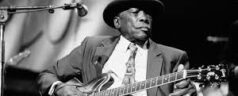 John Lee Hooker: ‘One bourbon, one scotch, one beer’ (Momentos musicales)