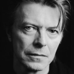 David Bowie. ‘The stars (are out tonight)’