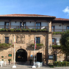 Hotel Los Infantes (Santillana del Mar). Un oasis entre el turismo