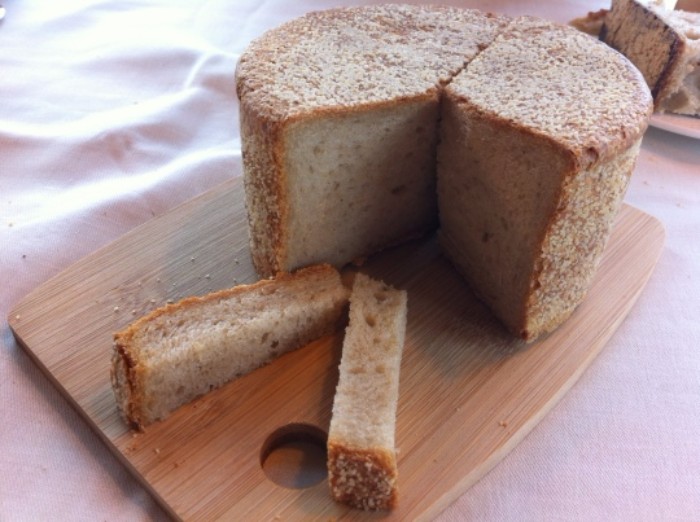 Pan con forma y sabor de queso (foto: Cuchillo)