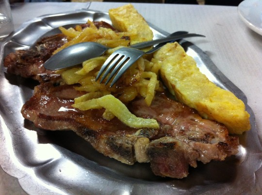 Chuleta de cerdo, en Toki-Alai (foto: Cuchillo)