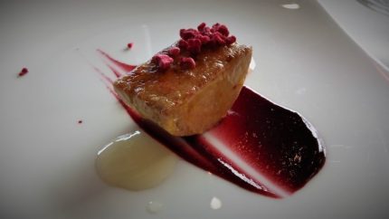 Foie y frutos rojos, en restaurante Andra Mari (foto: Cuchillo)